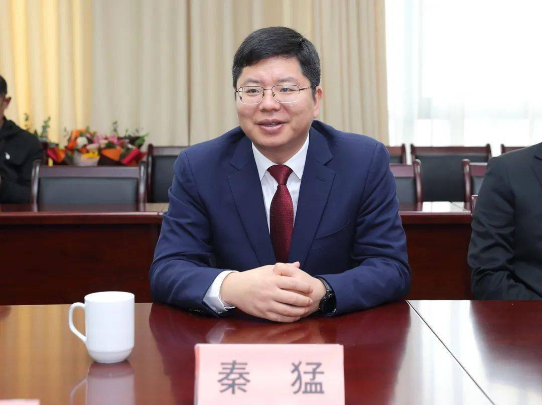 秦猛说在常熟与日本萨摩川内市结成友好城市30周年的重要日子,市政府