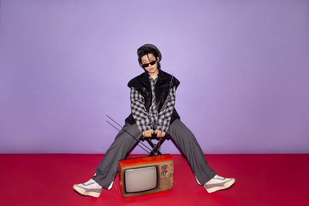 继饭卡为b站国创动画《时光代理人》创作并演唱片尾曲《overthink》后