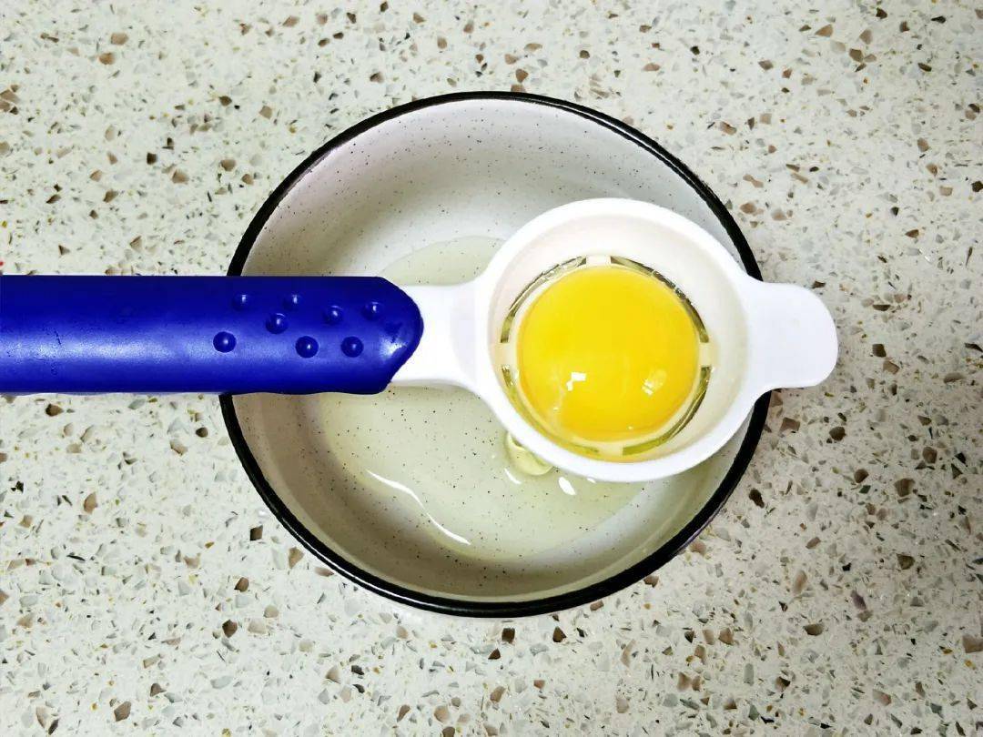 入口|可以吃的牛奶，4种原料在家搞定！有手就能做，入口即化胜过敷面膜！