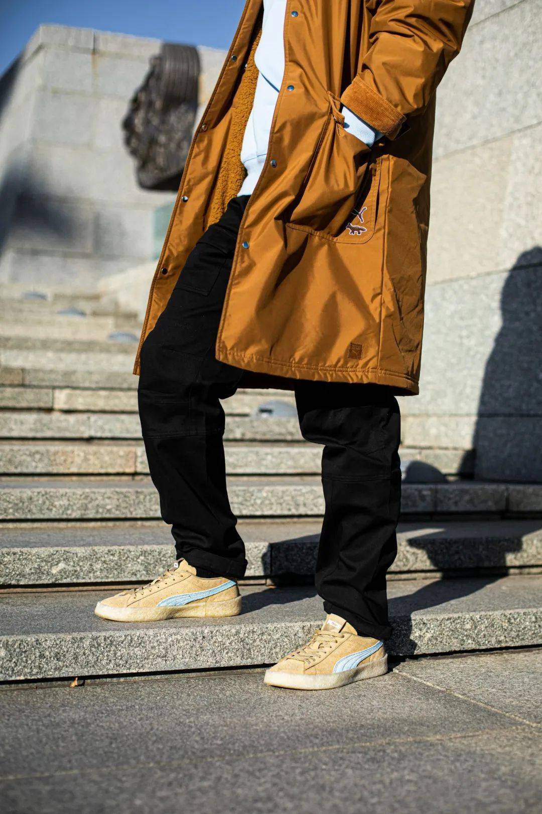 设计 破案了!早就怀疑 Jennie、权志龙穿的是同一个牌子!「新联名鞋」又是男女通吃!