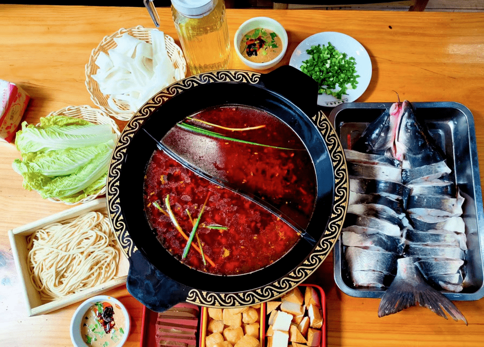 狂吃不胖的地摊鱼火锅!超值双人餐限时89.9元抢!
