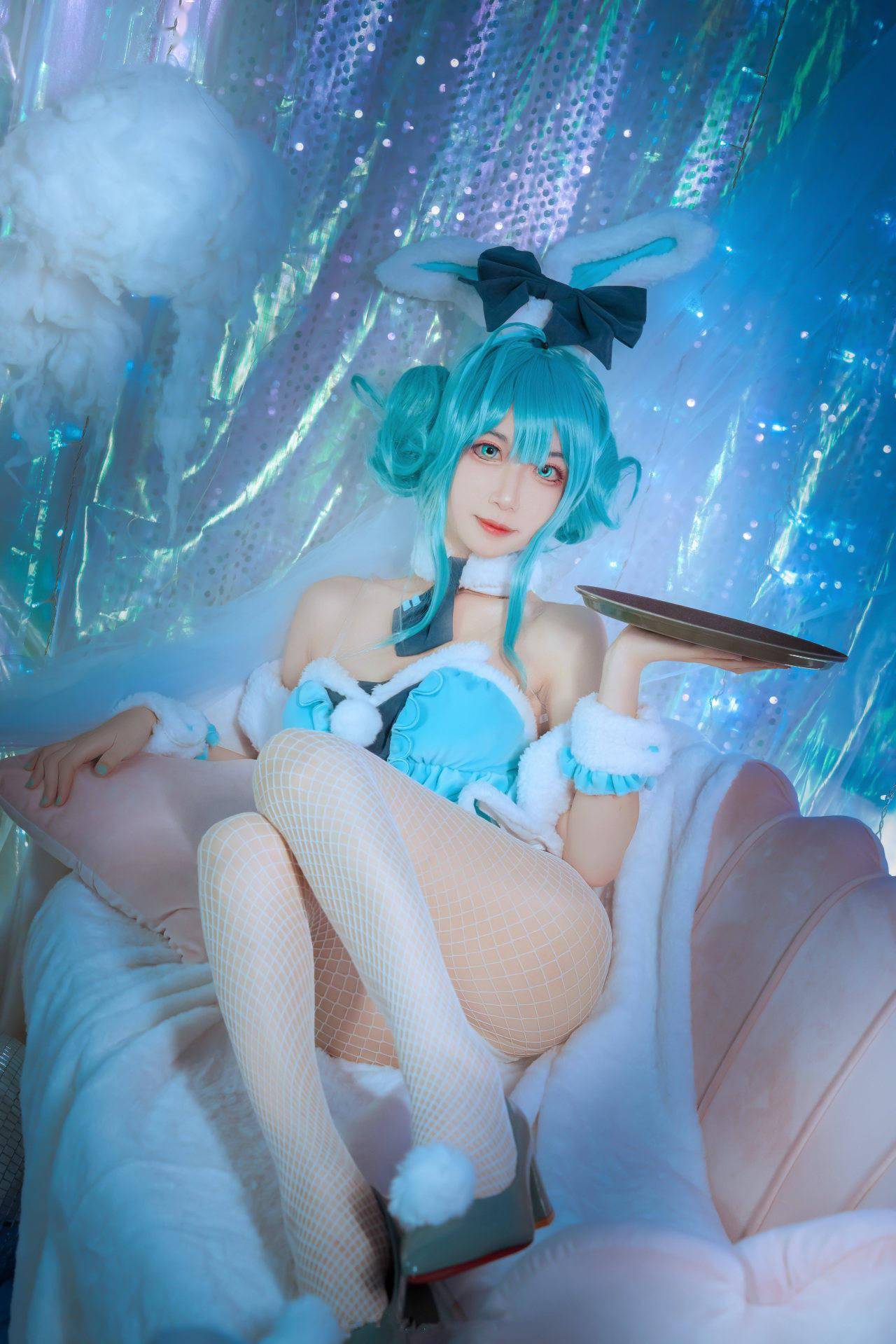 未来|初音未来cosplay，是软软的小白兔