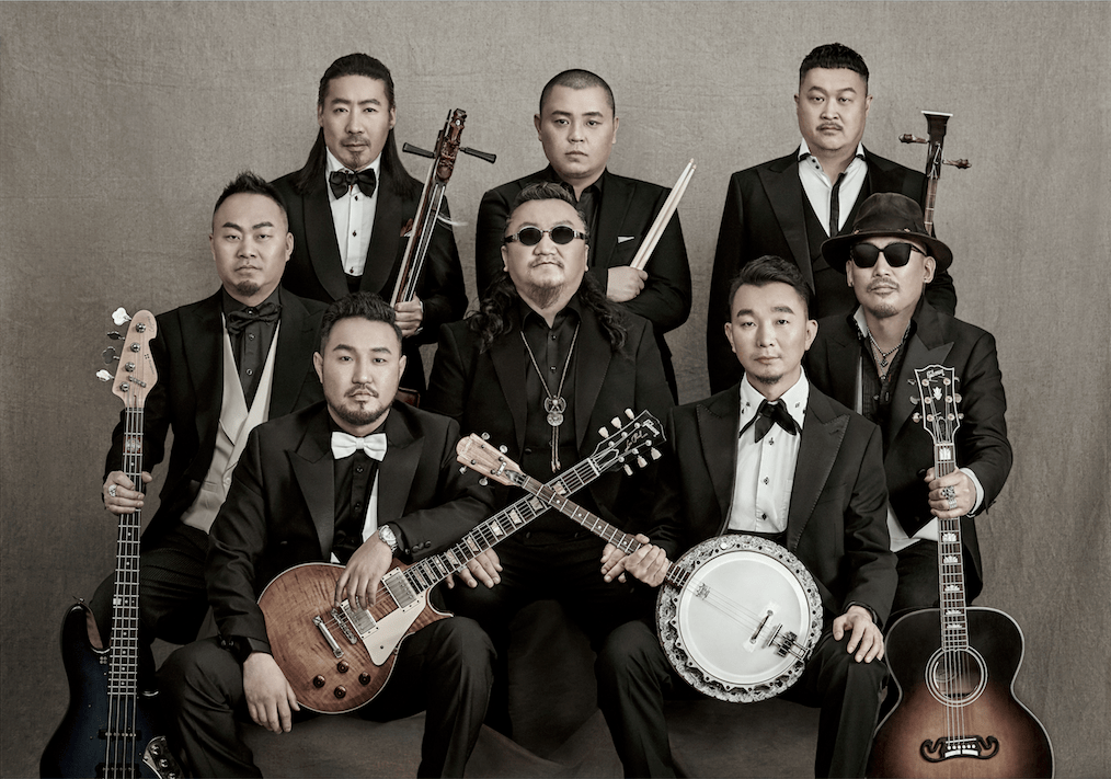 带着蒙古族人民对于杭盖的向往,一支民族摇滚乐队诞生了