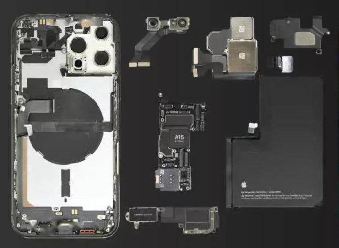 苹果售后放大招：卖原装零件消费者自己换屏！与维修店同价？