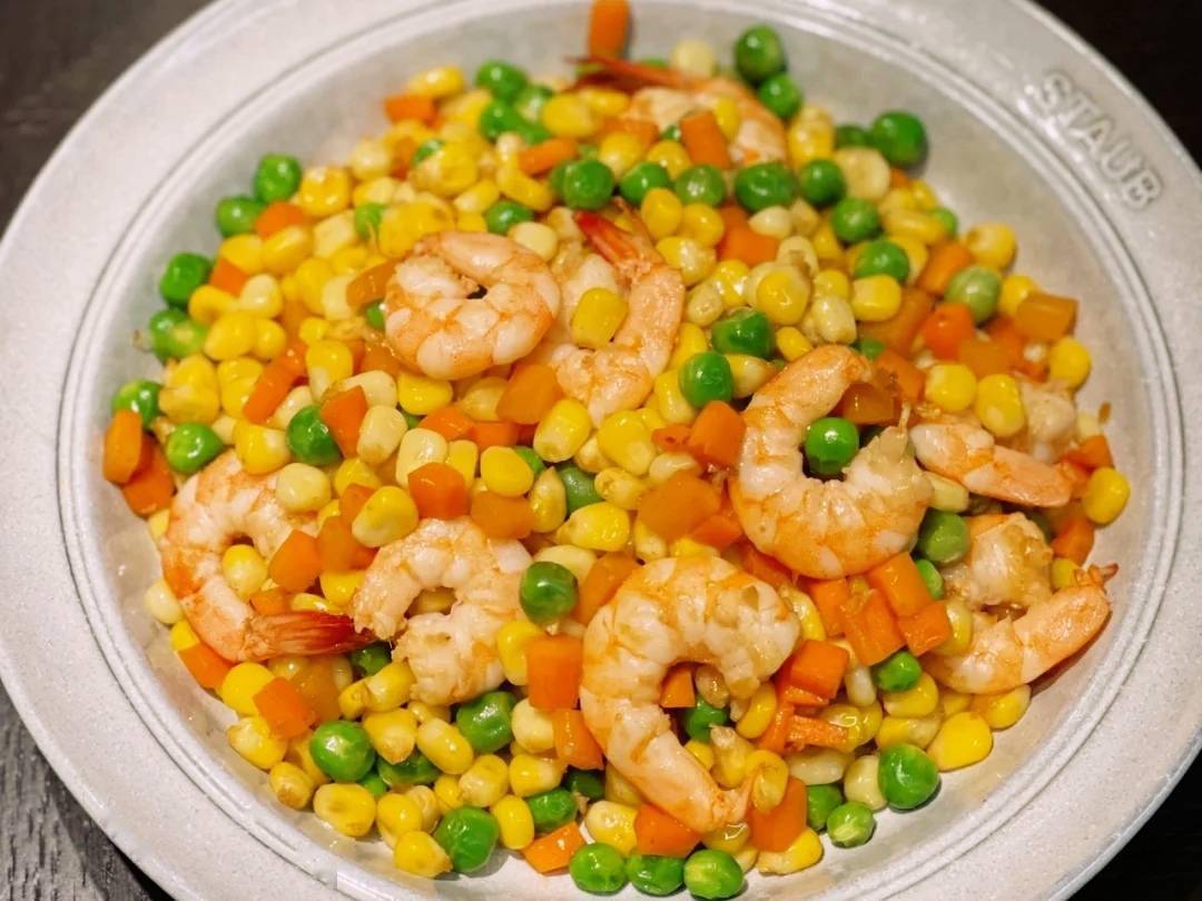 吃一次就会爱上的三道家常菜:辣子鸡丁,肉片炒青瓜,五彩虾仁丁_食材