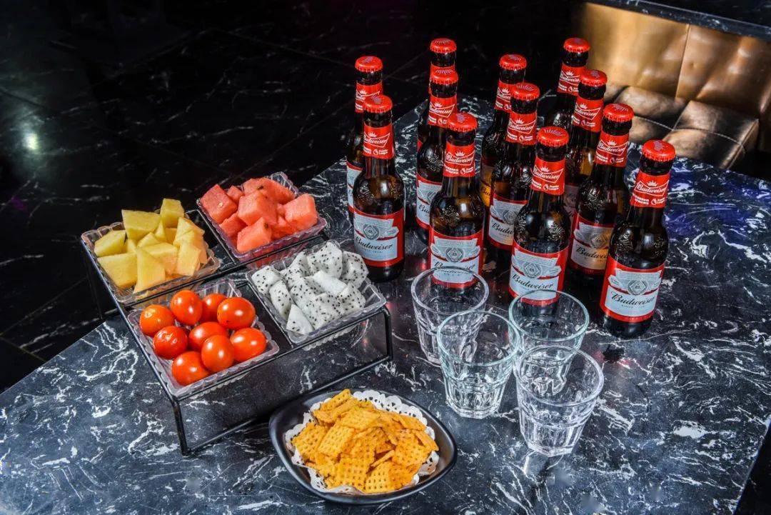 9元12瓶啤酒 果盘小吃!燃烧吧,天津人的夜生活!_贝克