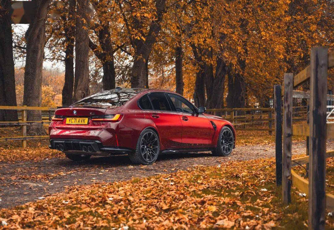 砂金石红全新宝马m3,两个字:"高级"!