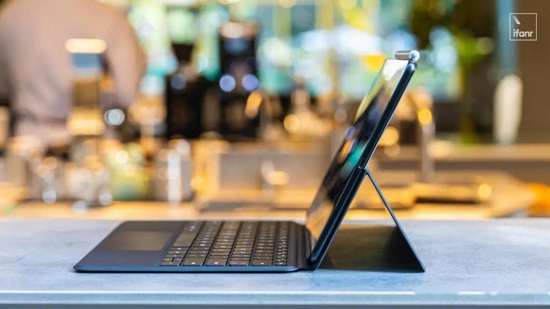 华为MateBook E 图赏：可变的形态，不变的可靠