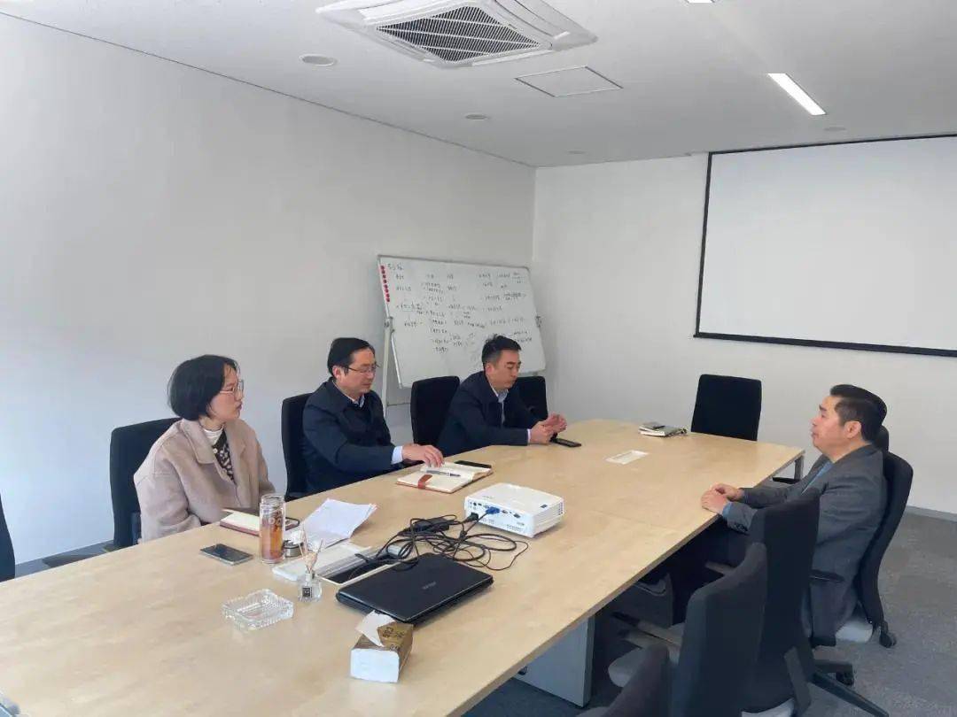 李堡镇镇长深入调研助推企业新发展