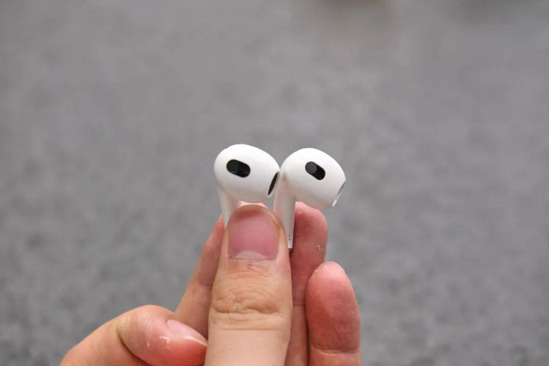 只卖一百多块钱的华强北 AirPods 3，体验到底怎么样？