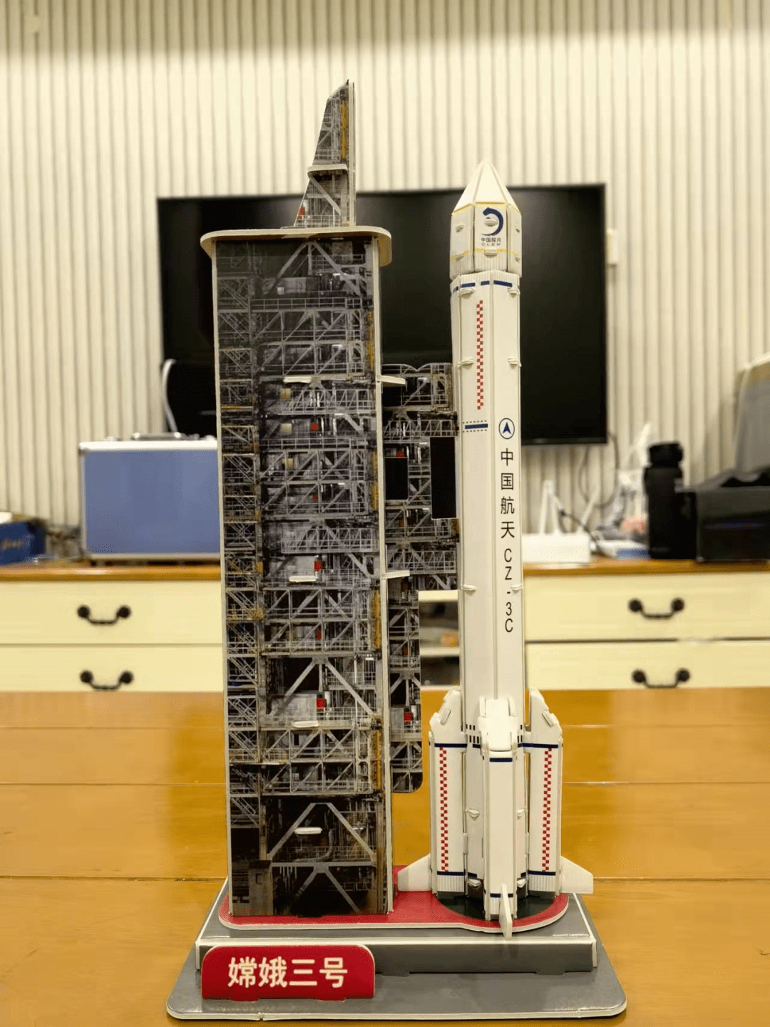 室內場航天火箭科研營火箭組裝火箭發射原理太空穿梭機空間站搭建