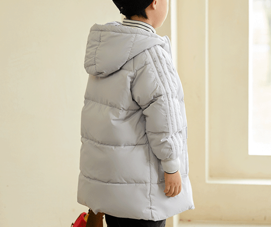 产品 99元给娃收中长款羽绒服，90%鸭绒，我先抢为敬！