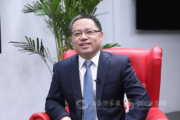 苏州农村商业银行党委书记董事长徐晓军