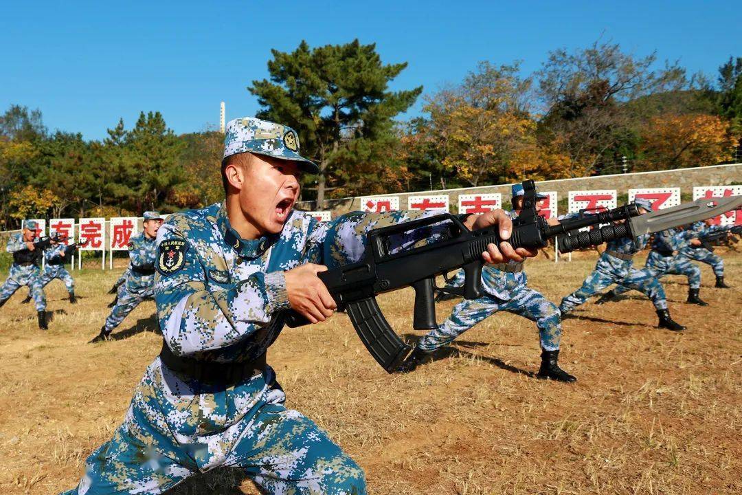 解放軍的新步槍帥炸