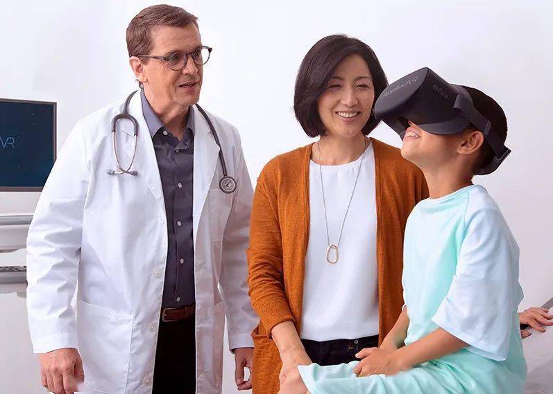 用 VR 治疗腰酸背痛、分娩疼痛、儿童弱视、多动症，探索 VR 医疗的应用空间