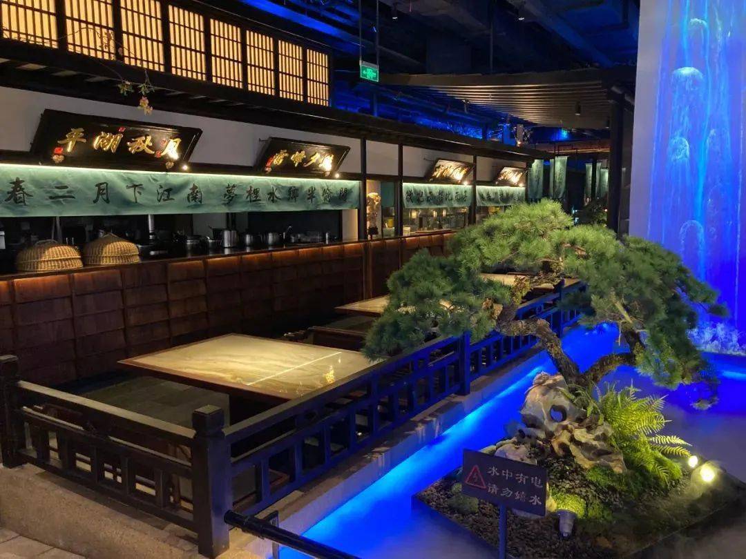 139元抢谭家弄堂4人餐东坡仔排杭三鲜石锅鱿鱼沃豆腐谭家酥鱼干锅