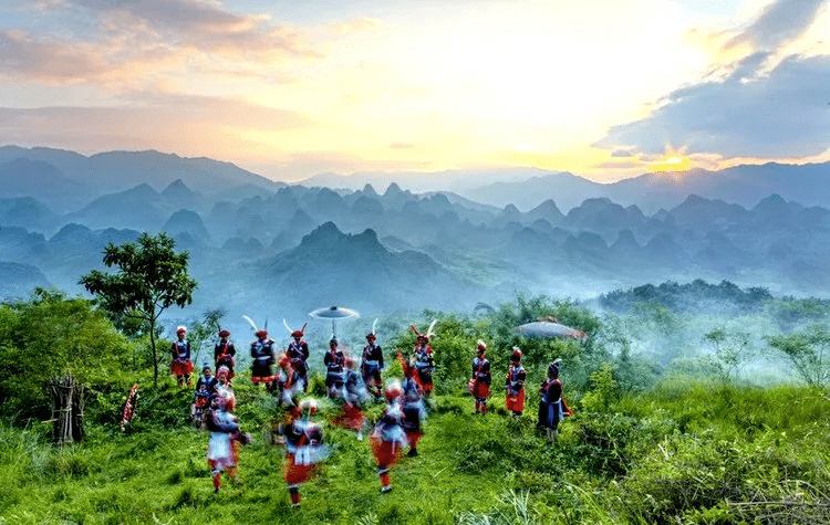 万山朝王