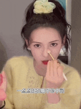 面的女明星们亲身力证“腮红是妆的灵魂”！