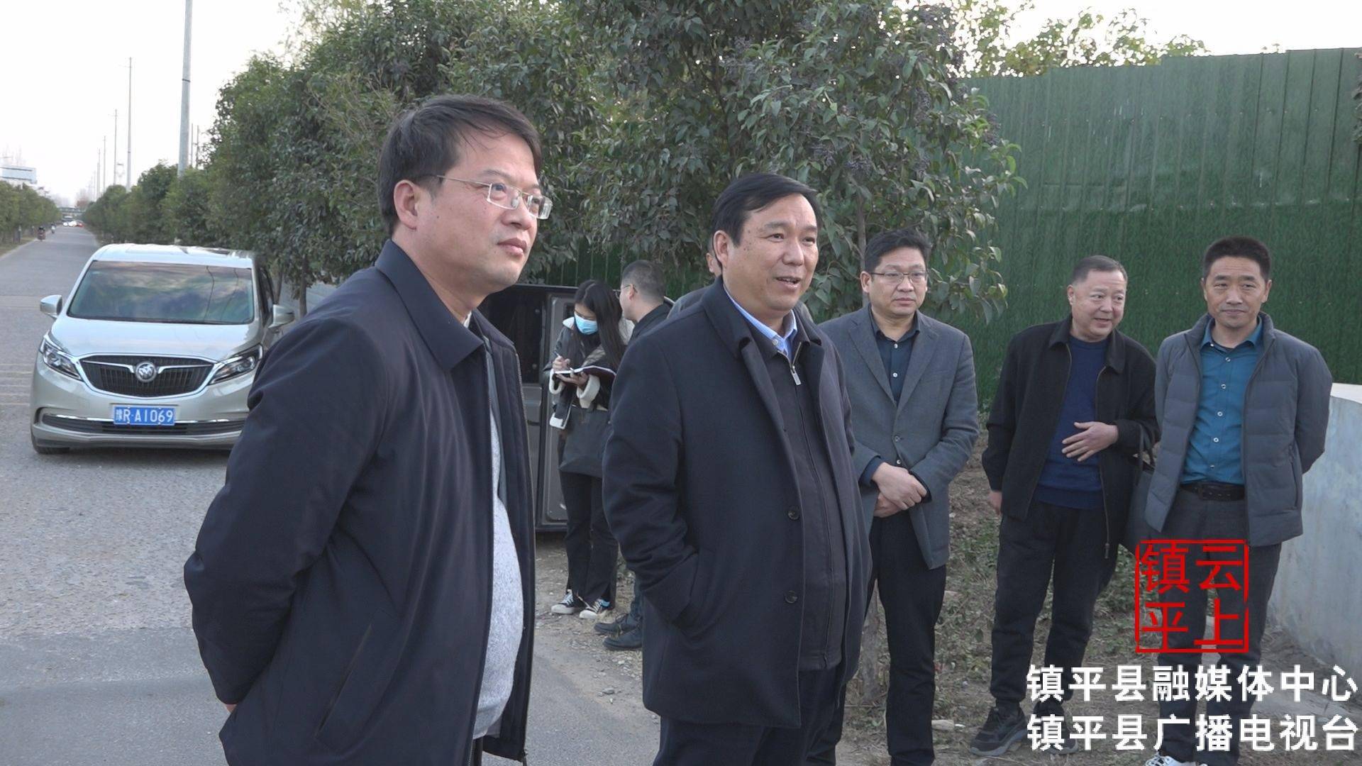 镇平县委书记艾进德调研健康养生城和食品产业园建设