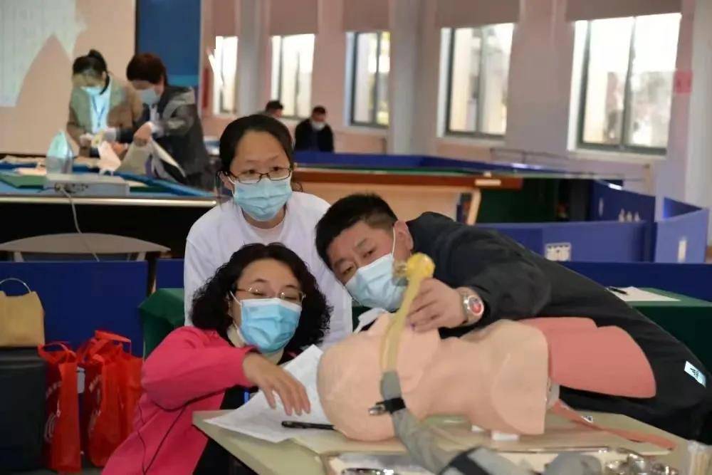 决赛|我院在烟台市急救技能大练兵、大比武决赛中获佳绩