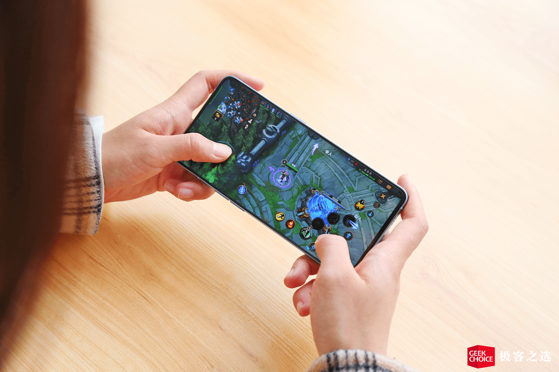 OPPO Reno7 Pro 评测：独占索尼 IMX709，还将「流星」做到了手机上