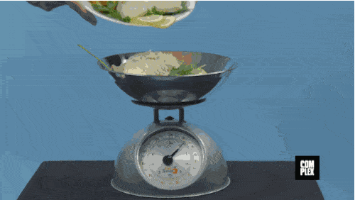 Sean|作死小伙挑战巨石强森5000卡饮食，结果吃到吐了......