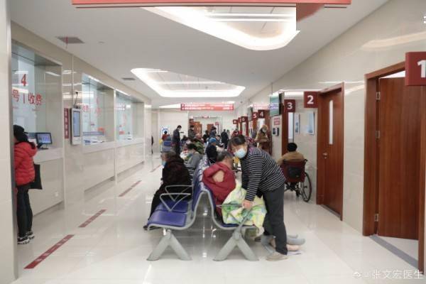 流程|张文宏：上海多家医院停诊措施，是按标准流程对次密接进行排查