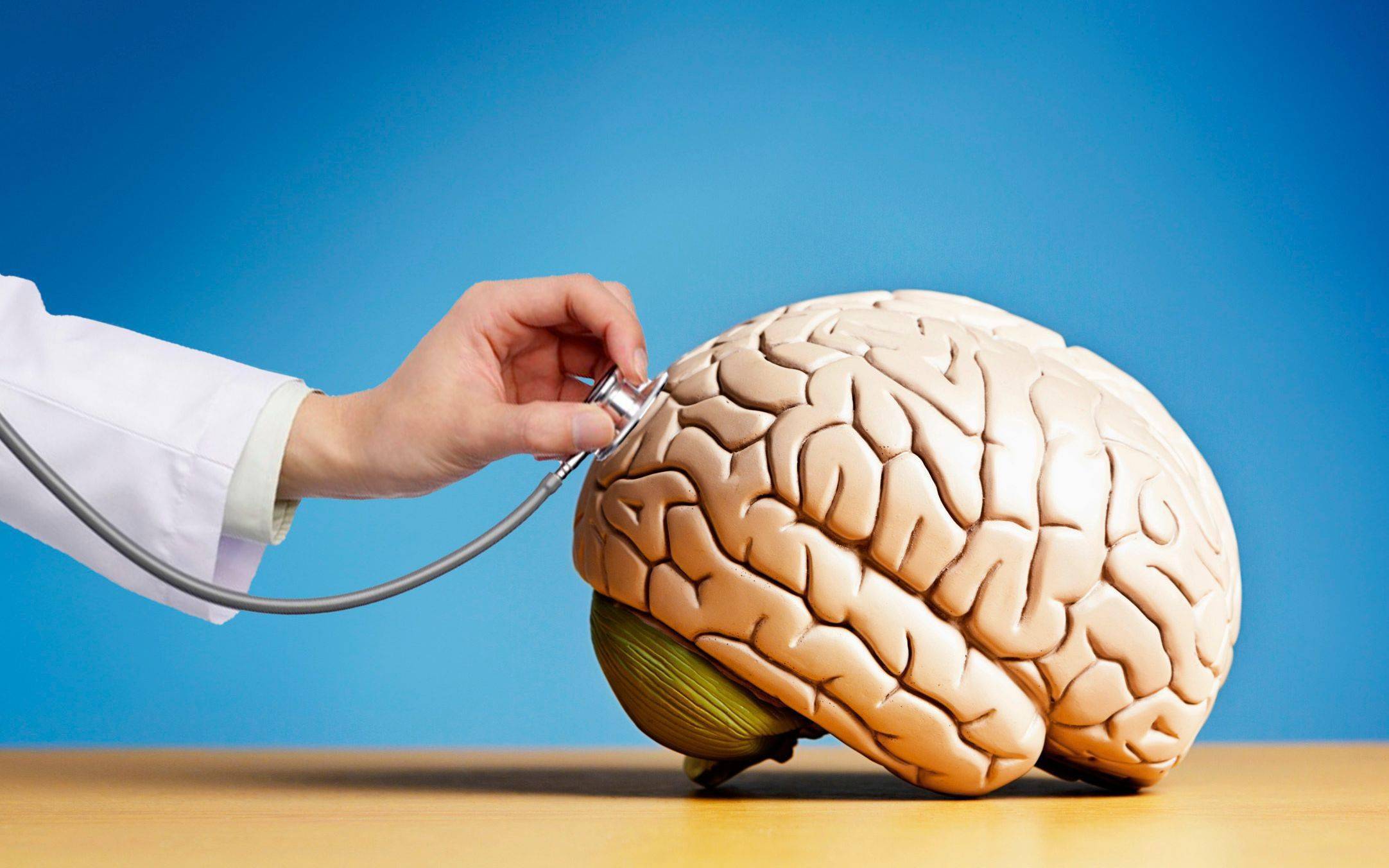 出血性|《健谈》观点丨足够重视、做好预防，警惕脑卒中“冻”出来