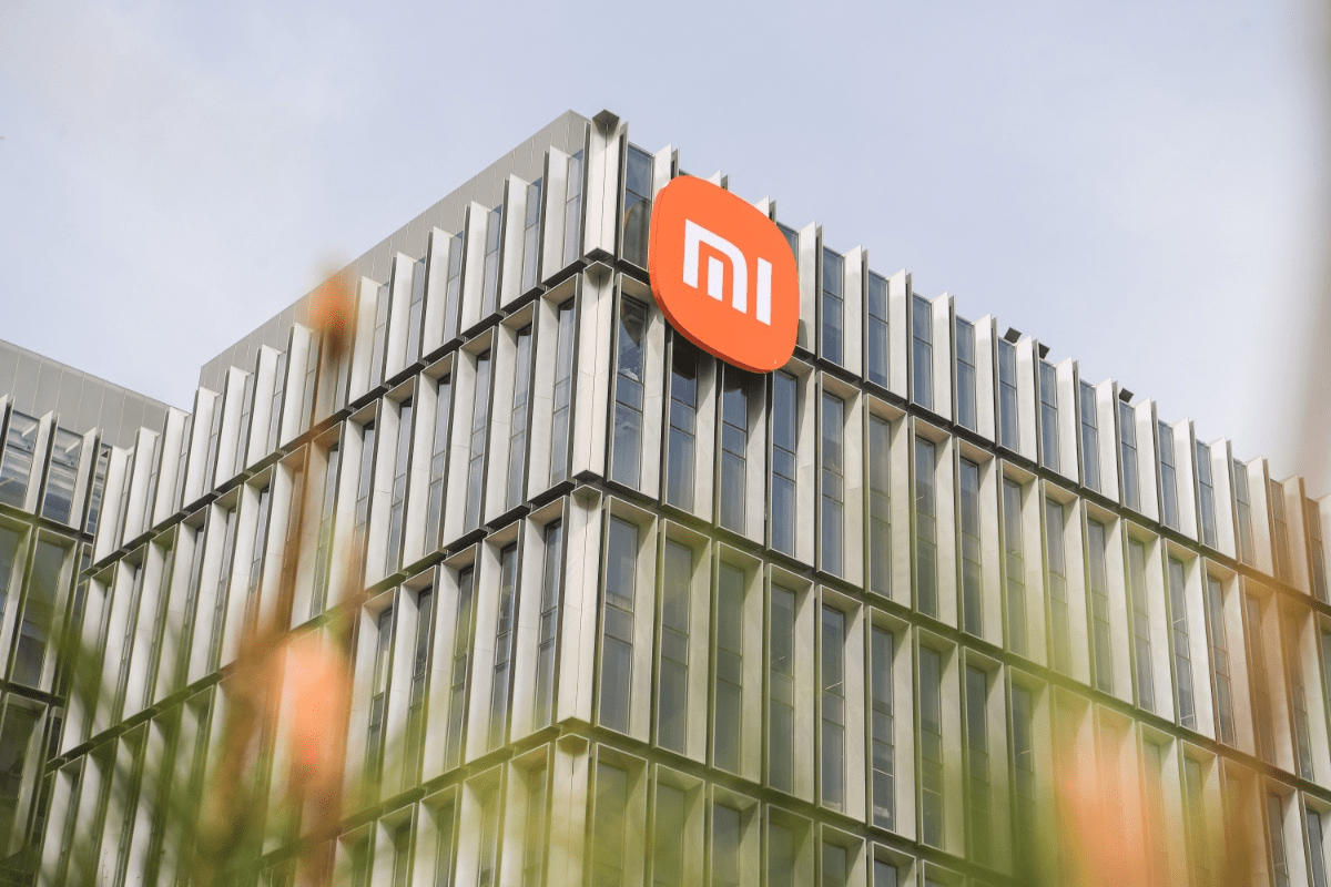 极客简报｜苹果「元宇宙」十年后见；小米手机江山不易守；工信部高压震慑鹅厂