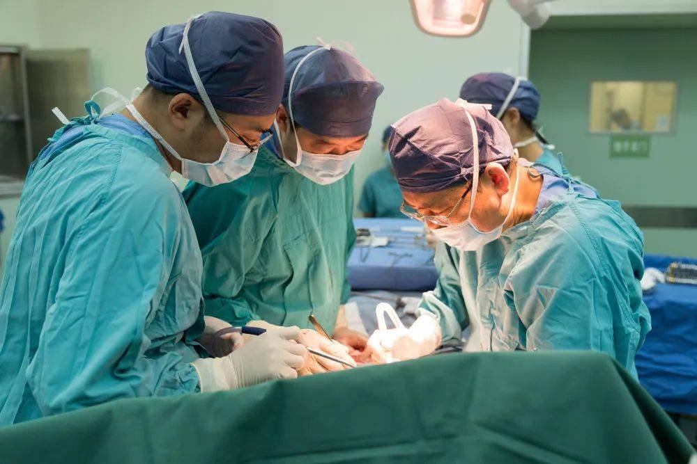 手术后看肿瘤科 1d39b7f4f17148cfa1edda7d8dc9af3b.jpeg