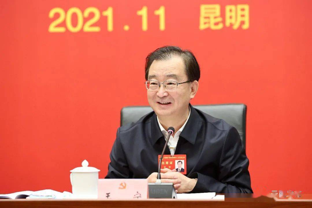 王宁参加驻滇解放军和武警部队代表团审议时提出:坚定政治建设 筑牢