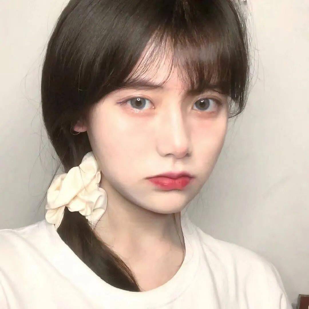 好看的头像壁纸要及时保存哟 ฅ