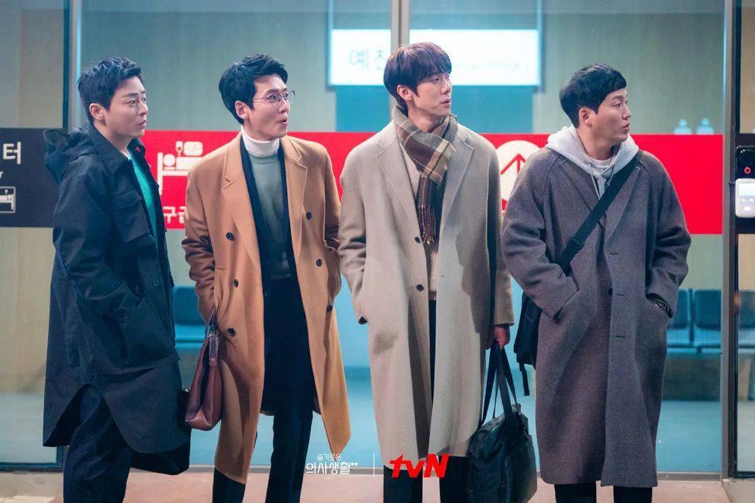 巴顿|出门被寒冷劝退？热腾腾的豆瓣9分+好剧奉上 | TO推荐