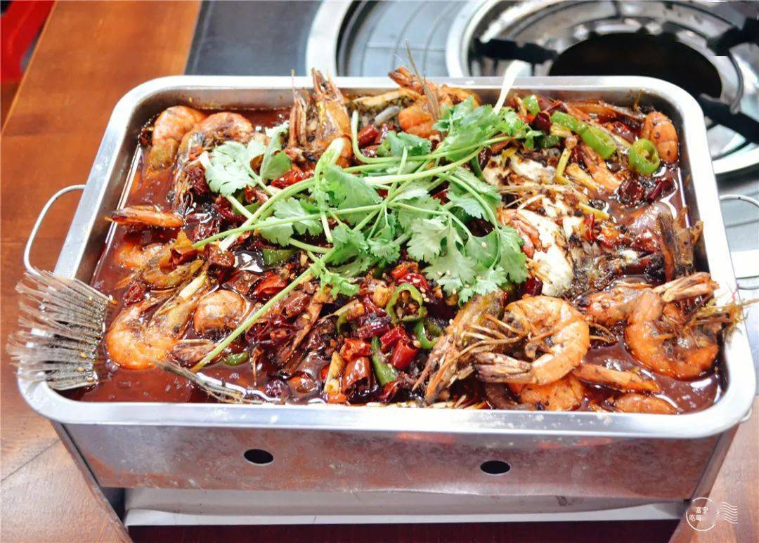 好吃不贵的猪肚鸡烤鱼套餐优惠开吃