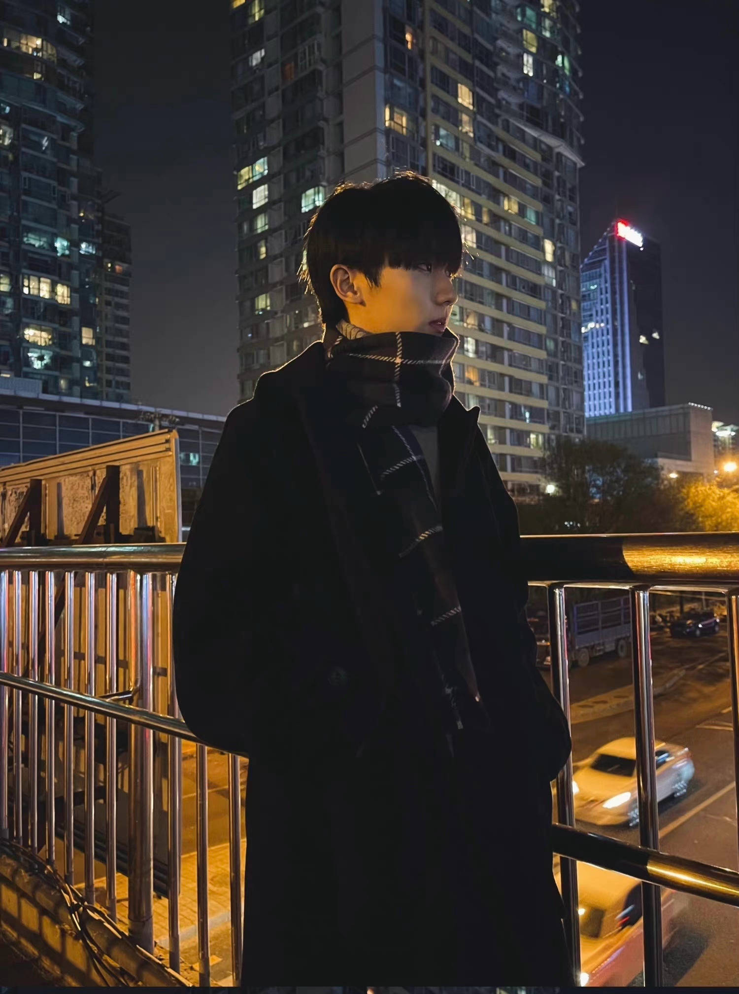 马嘉祺深夜晒夜景照,冬日限定小马化身心软的神
