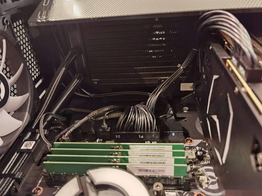 联想刃9000k整机开箱分享顺便展示一下大佬的机房