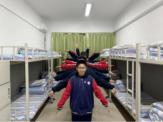 明亮清雅,同心和雅,郑州市第六十四中学宿舍管理家长放心,学生舒心