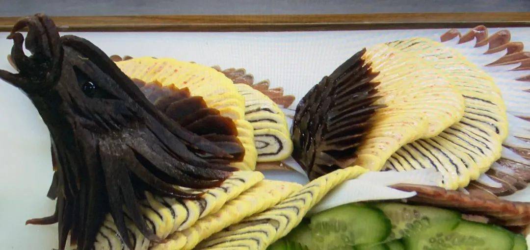 【美食淄博 · 好吃淄博 · 大师菜品之冷拼作品雄鹰展翅】_食材_羽毛