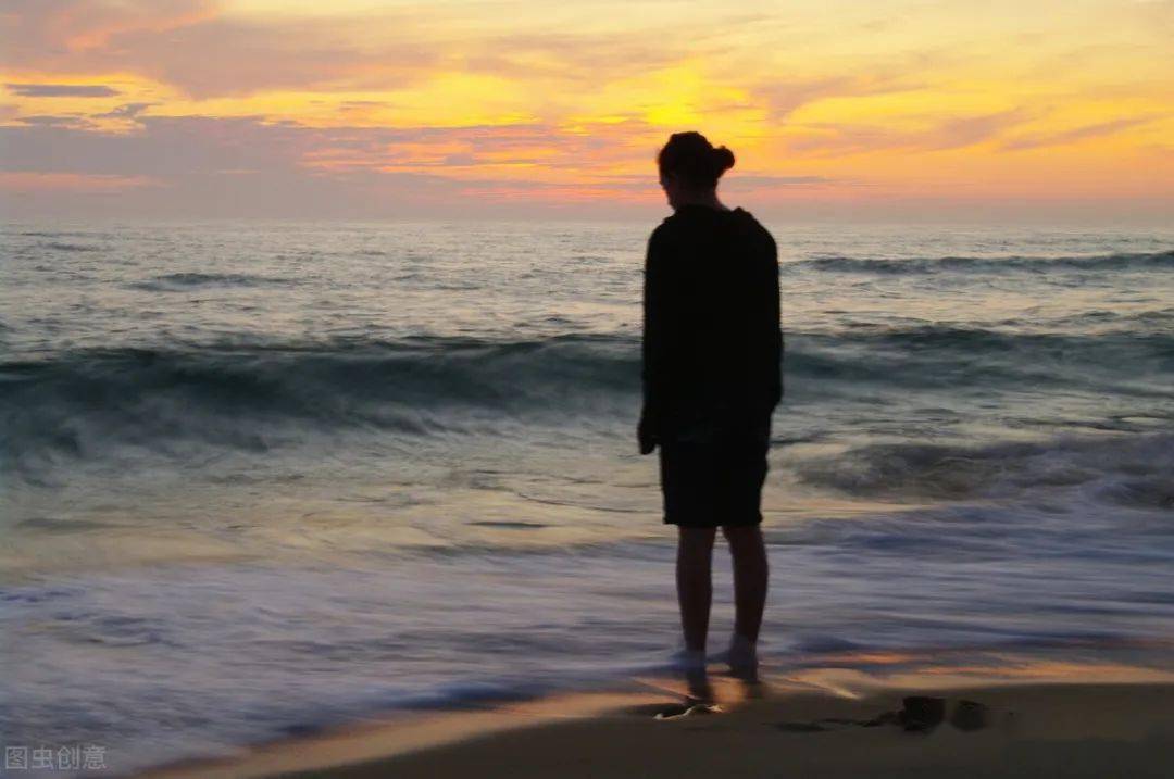 一一人生感悟文案_生活_因为_低调