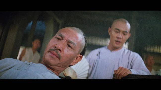 从未获奖却被誉为"千面如来",从东厂公公演到少林高僧,82岁他终获颁