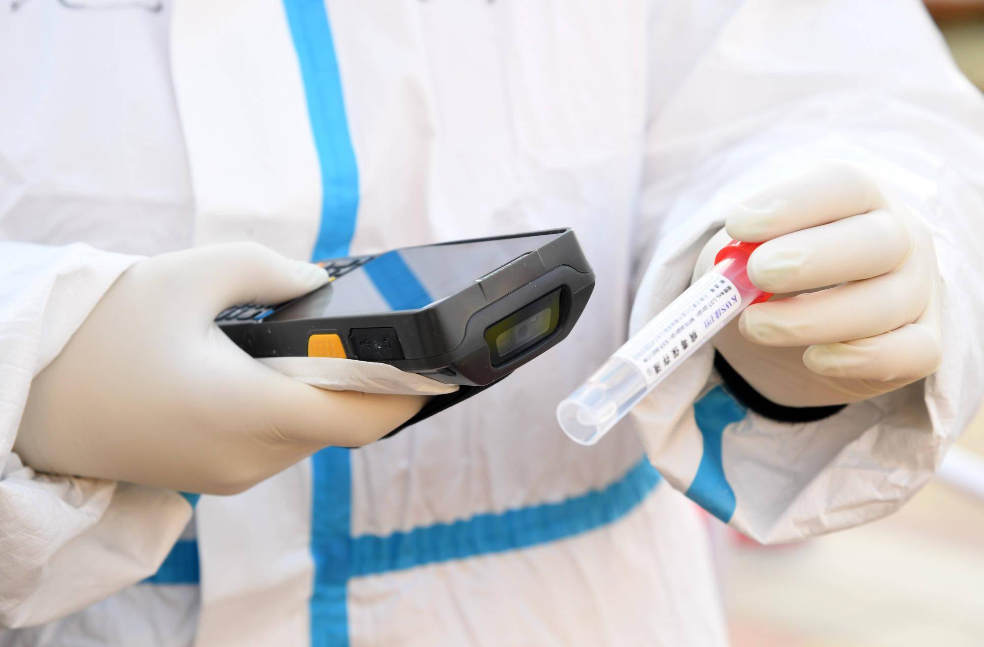 曾乘|陕西咸阳新增1例境外输入确诊病例，曾乘航班从广州到西安