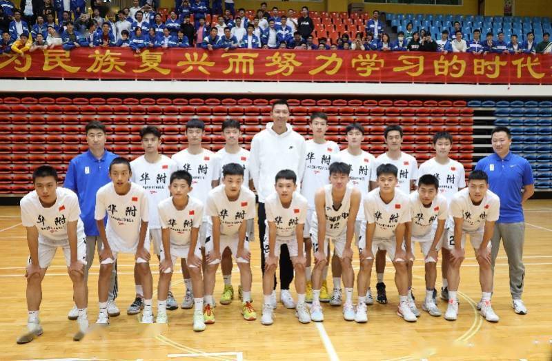 事情|不要經(jīng)常上網(wǎng)！“聯(lián)哥”華附開講，一句話逗笑全場