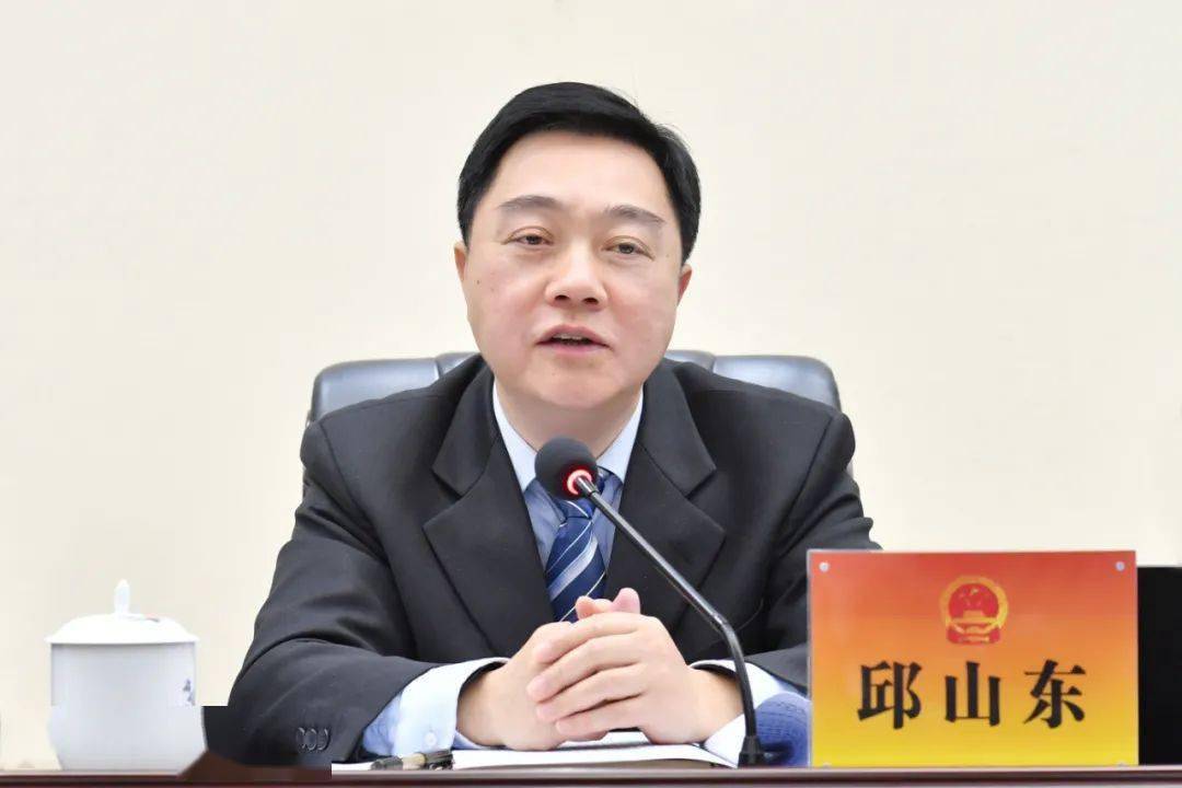 市财政局局长朱姿丰受市人民政府委托所作的《关于浏阳市2021年财政