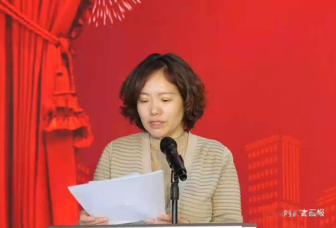 北京卓众出版有限公司副总经理,中国画报协会监事会监事谢艳丽宣布