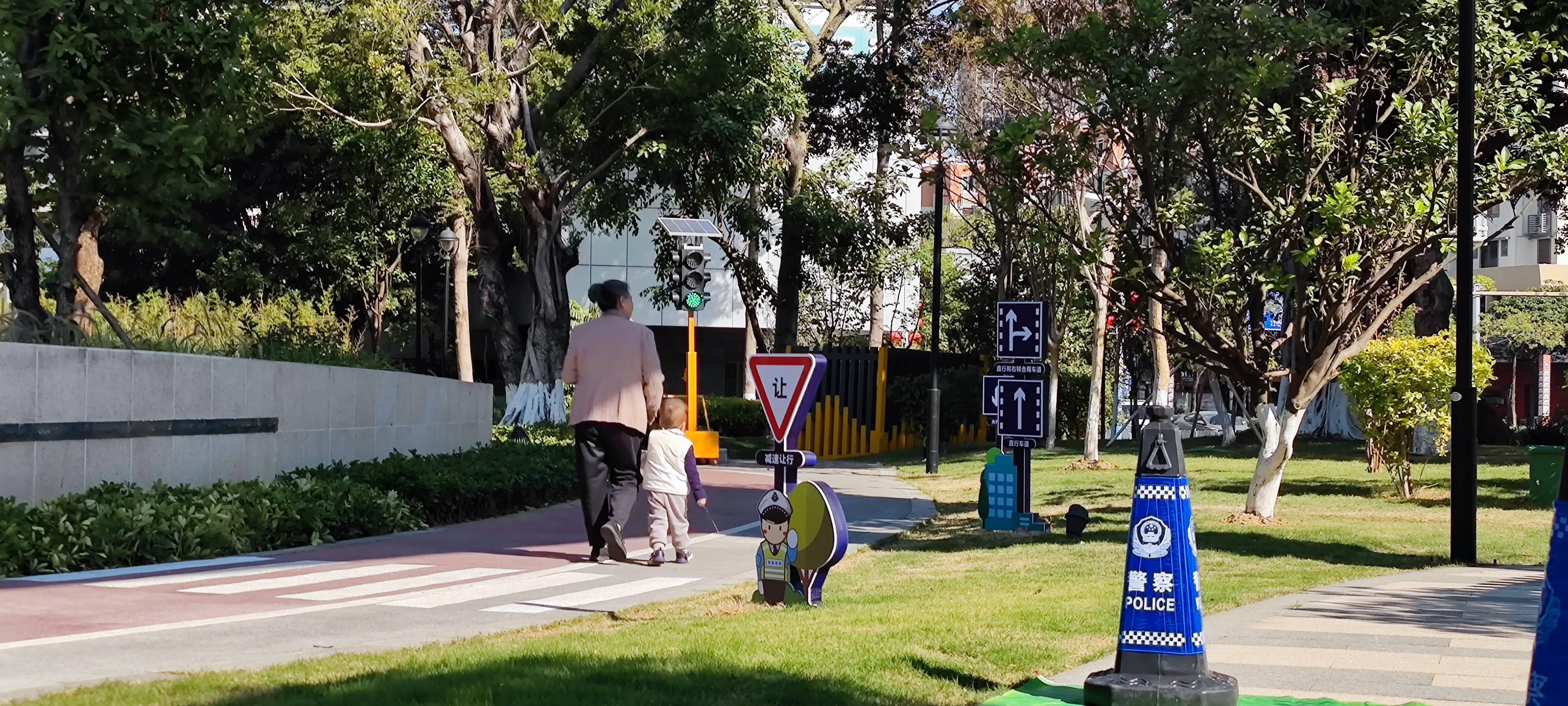 桂城首个交通安全主题公园正式亮相