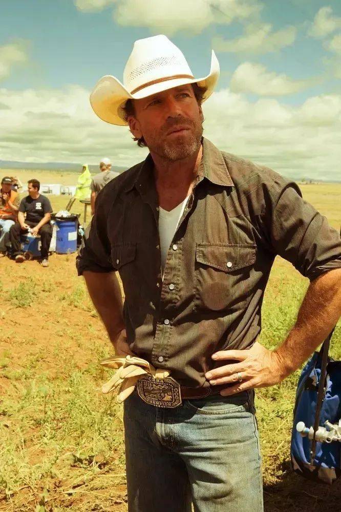 7,一集封神!它狂野起来让人招架不住_家族_达顿_黄石