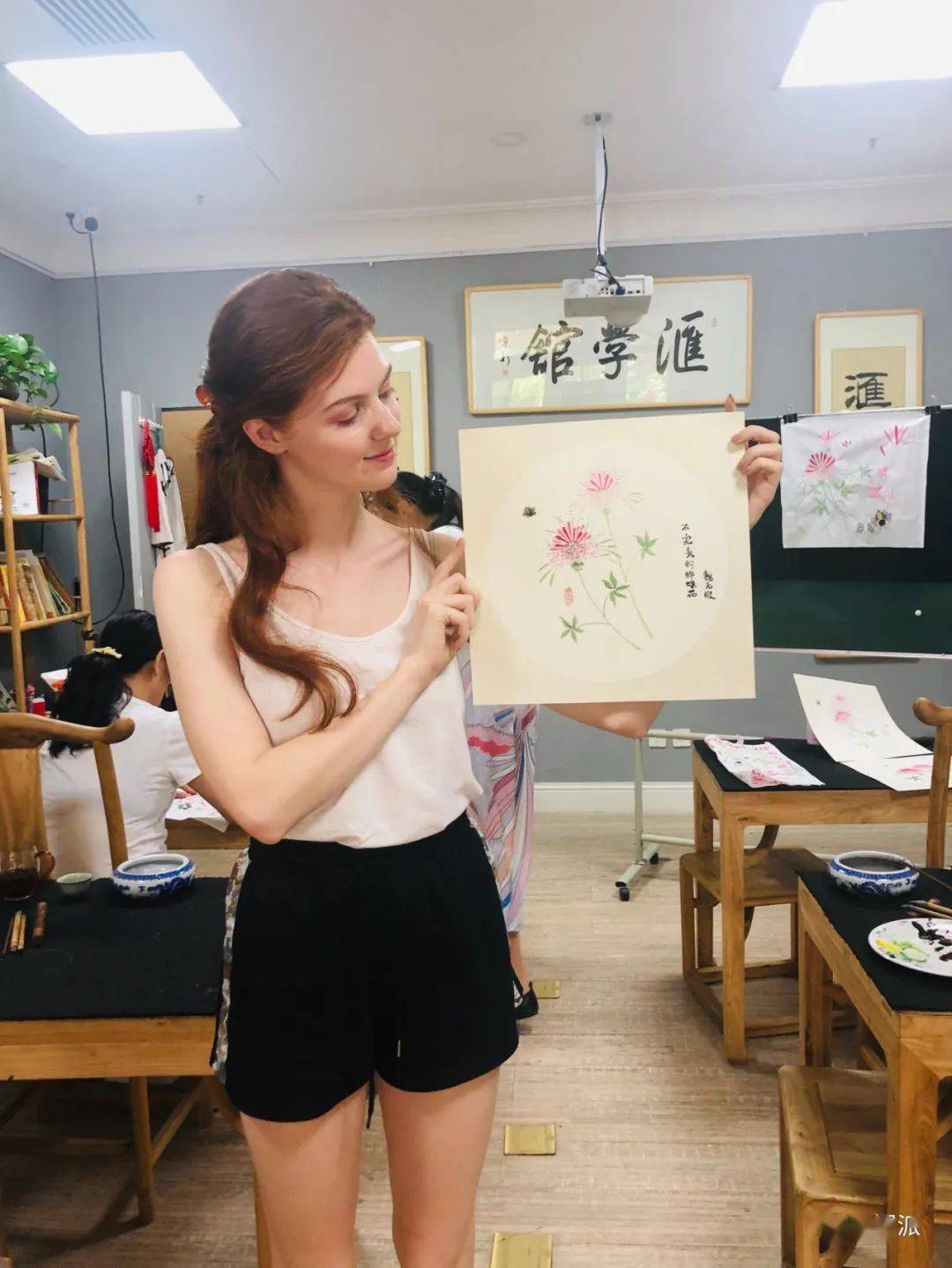 法国女孩成中国文化铁粉魏无瑕我上辈子可能是中国人