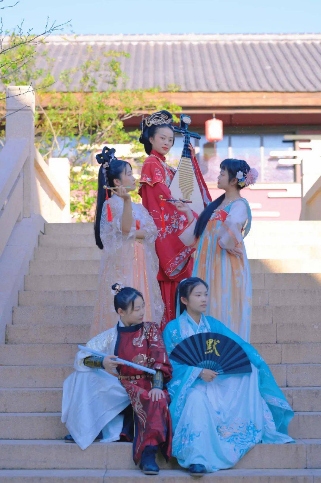 项目|诗酒茶田、梦居藏马，体验近在咫尺的诗和远方——阿朵花屿。