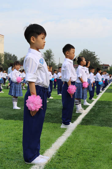 濮阳华龙区戚城小学举办首届新生开学典礼