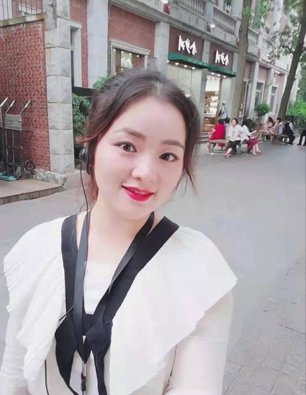 李梦琳 来自搜狐网